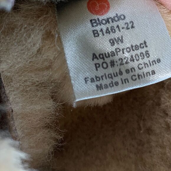 Blondo Genuine Shearling Lined Boots - Picture 10 of 11